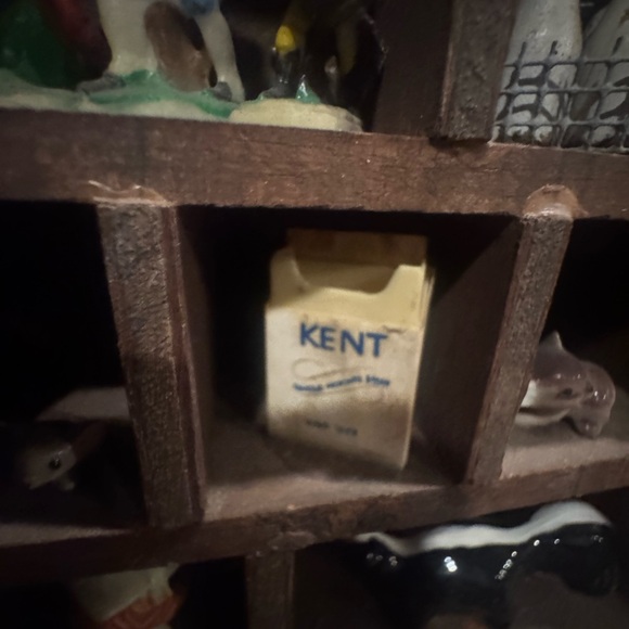 Vintage Printer’s Tray Filled w/ 100+ Miniatures • Advertising • Metal & Japan!! - Picture 17 of 17